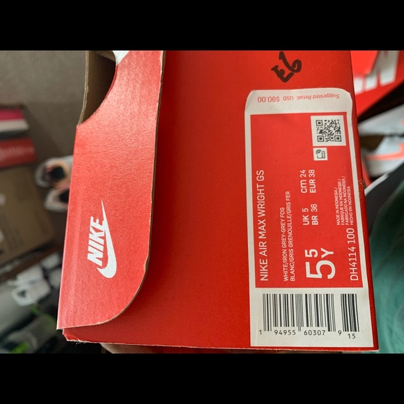 Nike Low Borough - Picture 6 of 6